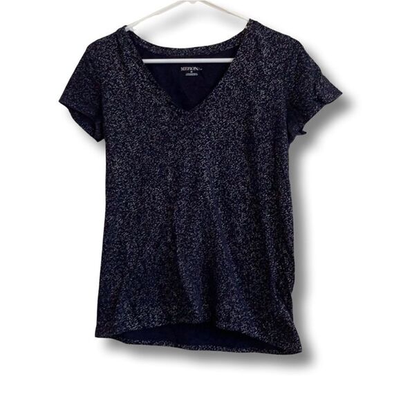 🌼3/$15🌼 Navy & silver T-shirt - Picture 1 of 7